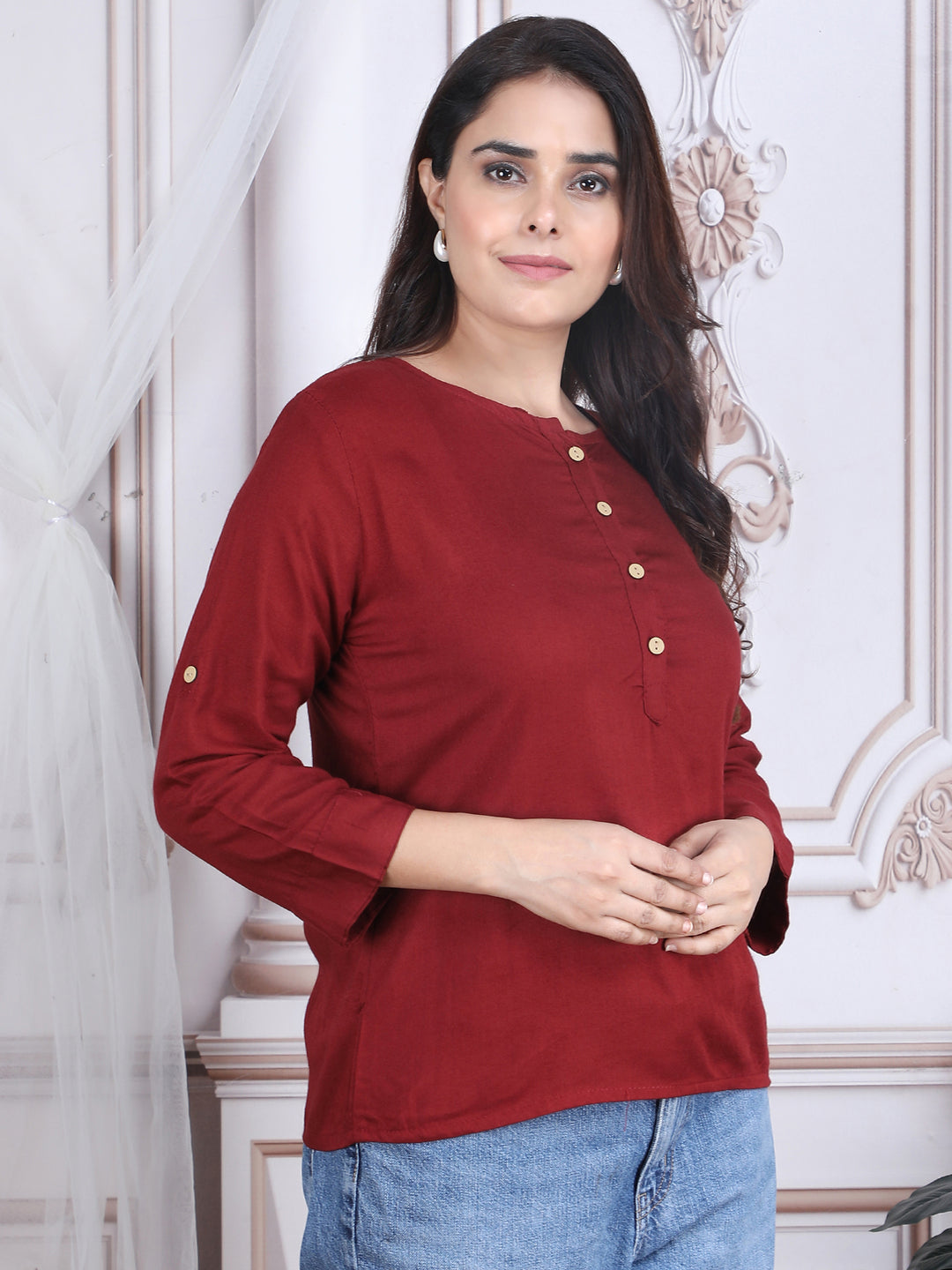Maroon Solid Straight Round Neck Rayon Top