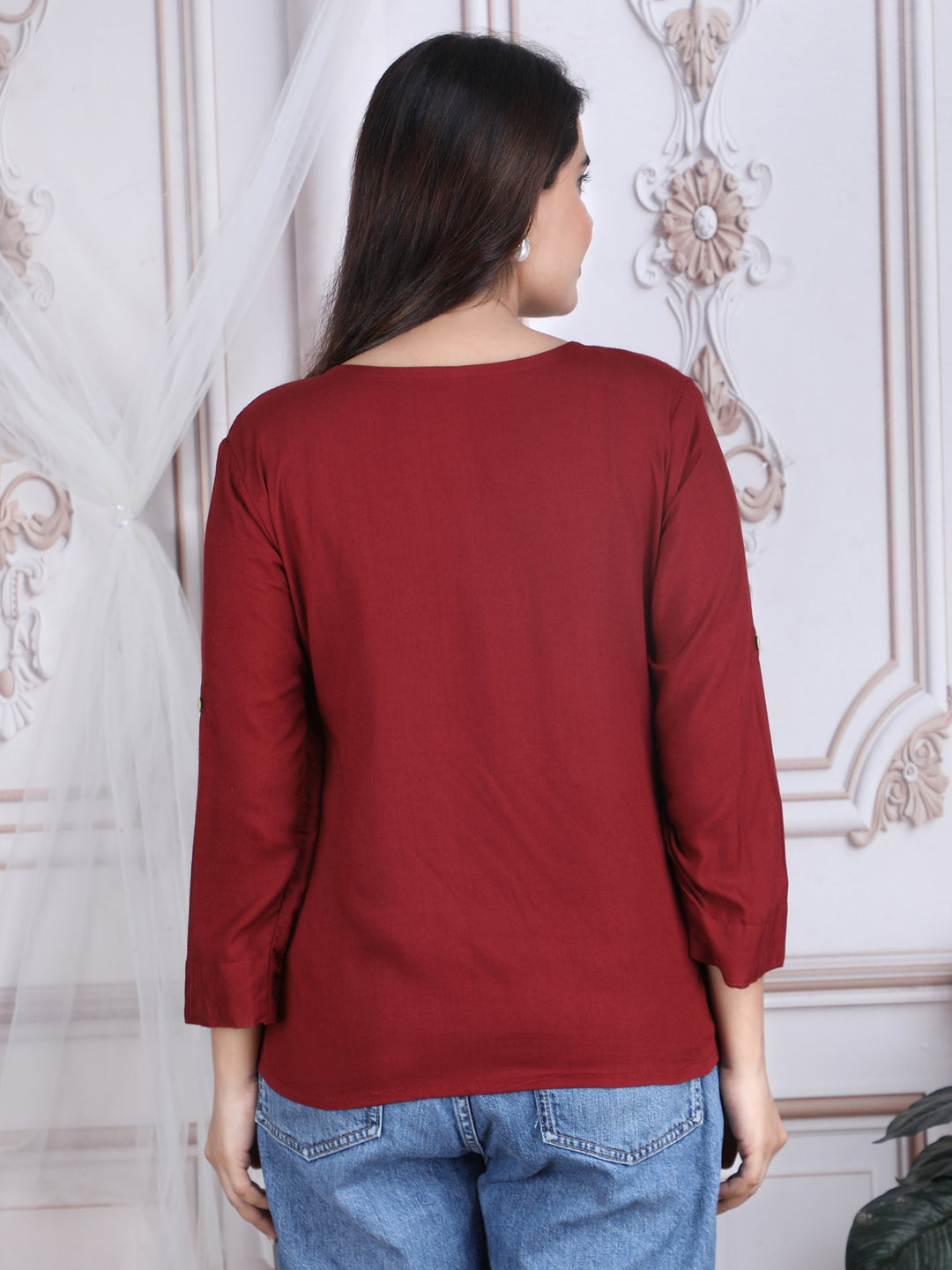 Maroon Solid Straight Round Neck Rayon Top