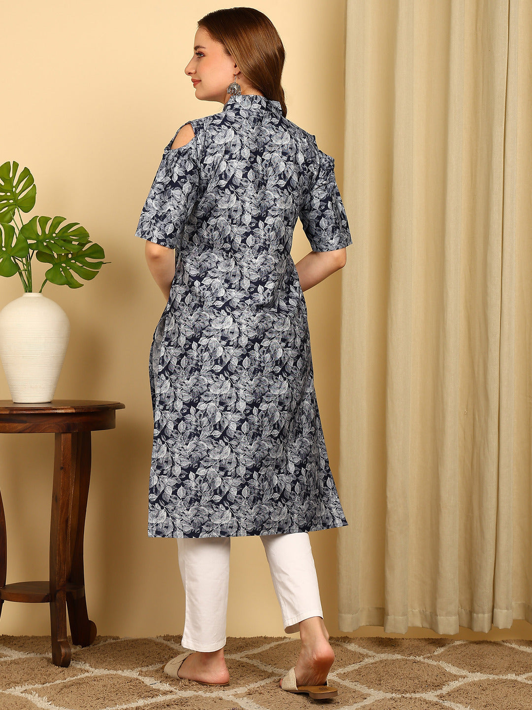 Indigo Blue Solid Cotton Blend Classic Fit Straight Kurta