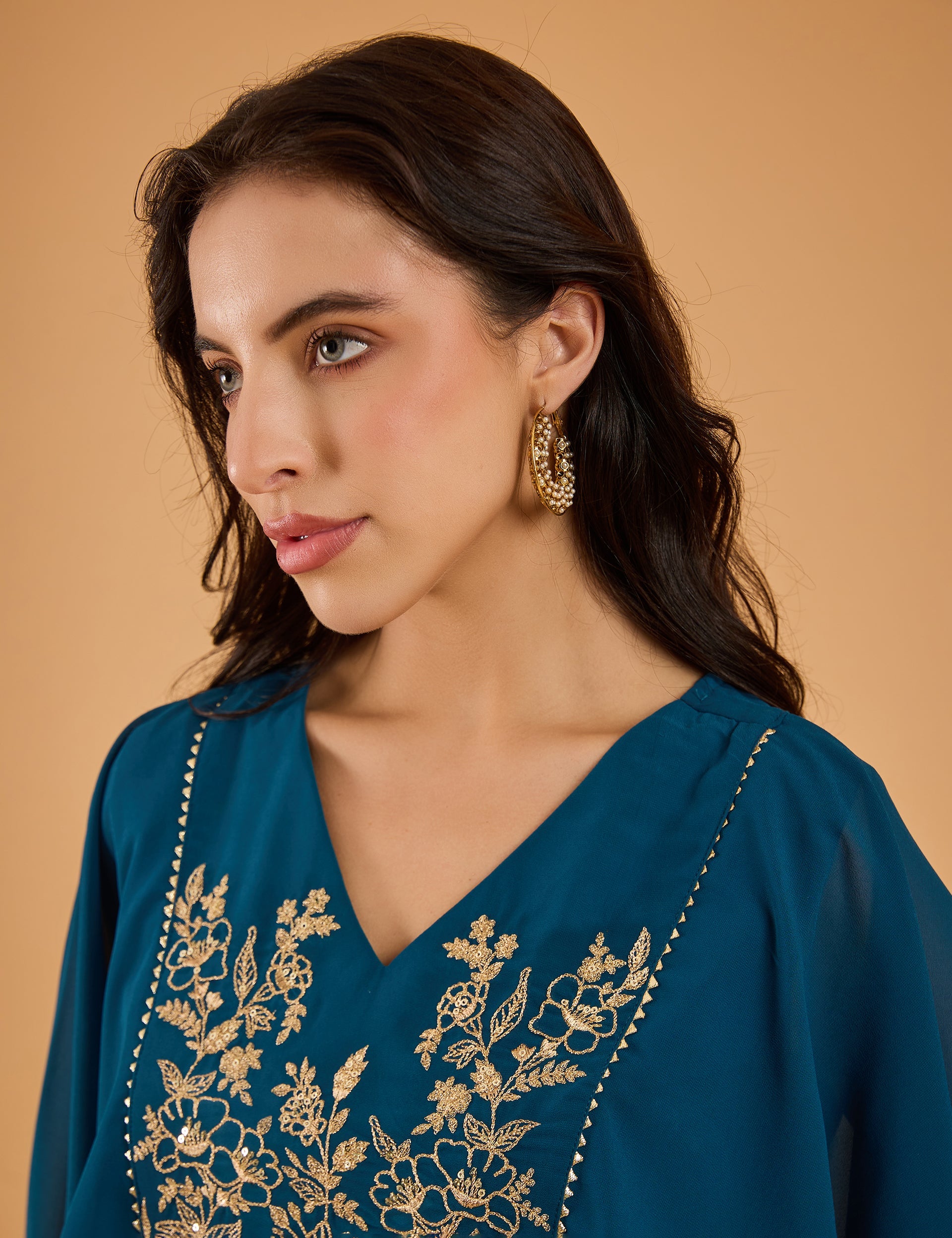 dhartii Teal Bloom Solid Embroidered Fusion Set