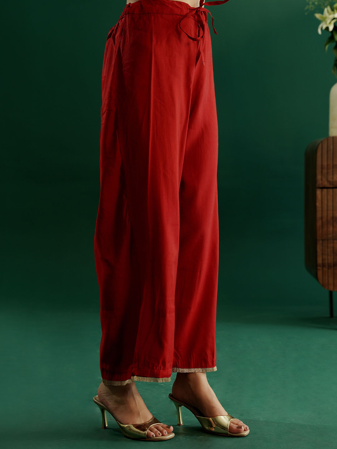 dhartii Festive Ready Modern A-Line Embroidered Sleeves Suit Set with Organza Dupatta and Palazzo (3 Piece Set)