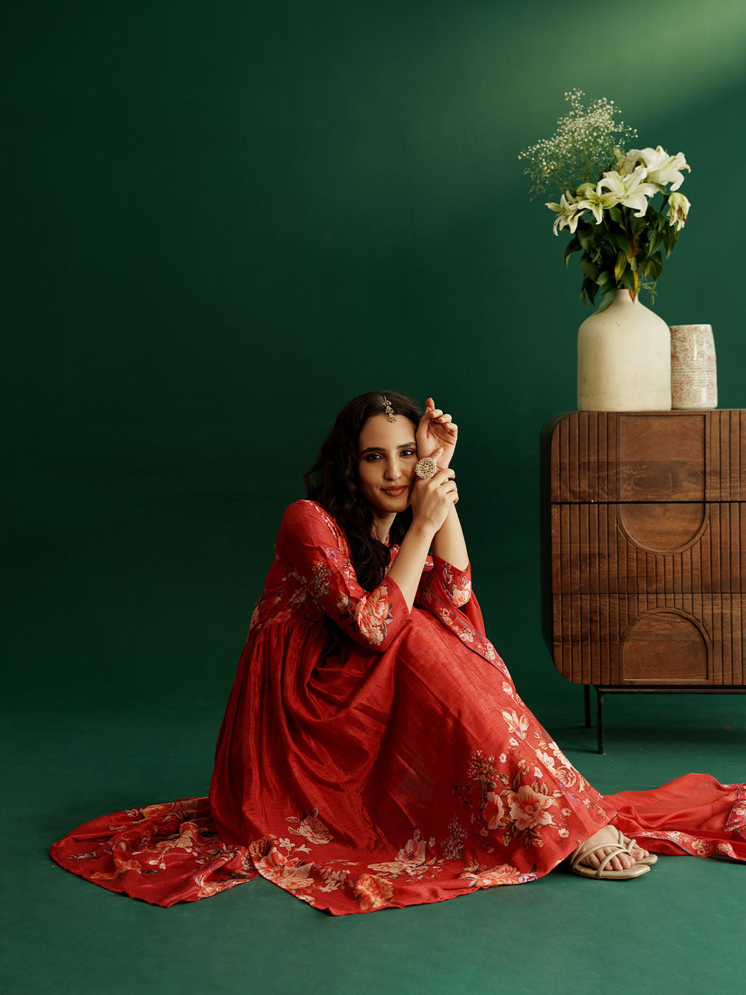 dhartii Fashionable High Low Hem Floral Printed Suit Set with Chiffon Dupatta and Pants (3 Piece Set)