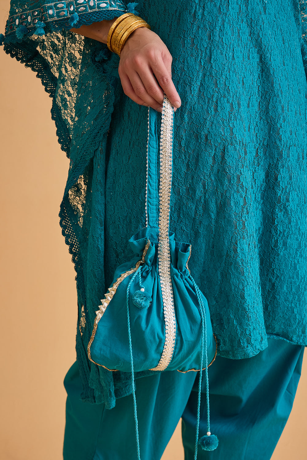 dhartii Turquoise Blue Embroidered Kaftan Set