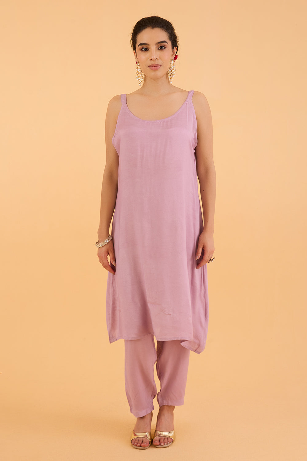 dhartii Soft lavender Embroidered Crepe Kaftan Set