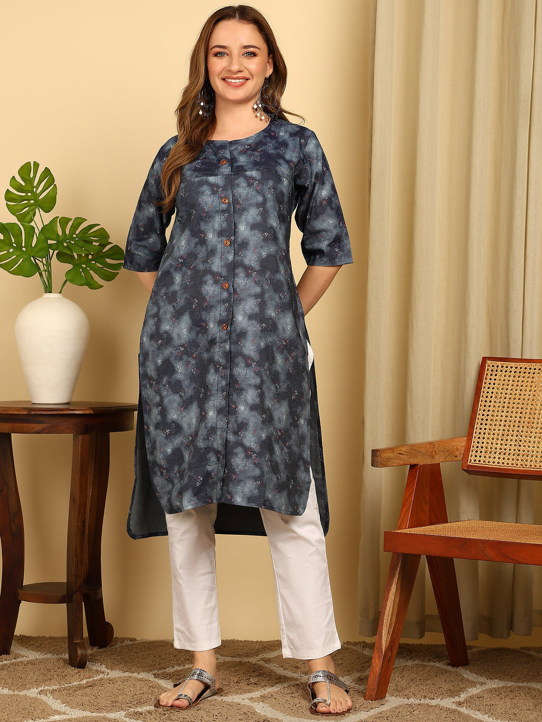 Indigo Blue Solid Cotton Blend Basic Straight Kurta