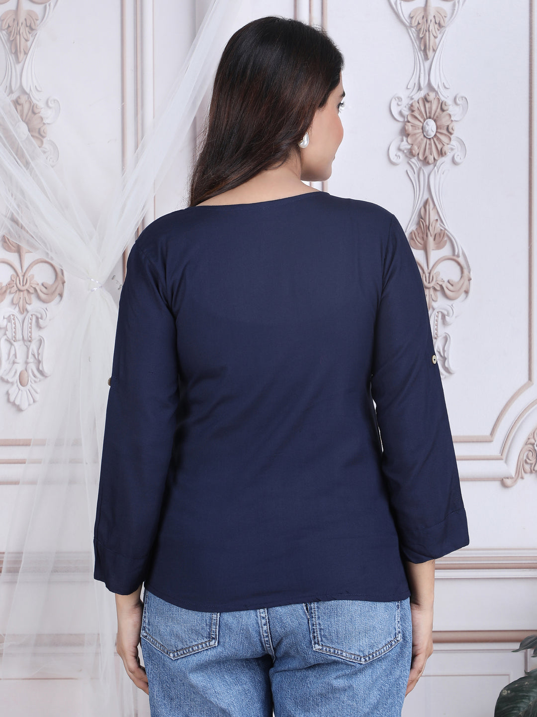 Grey Solid Pattern Straight Rayon Top