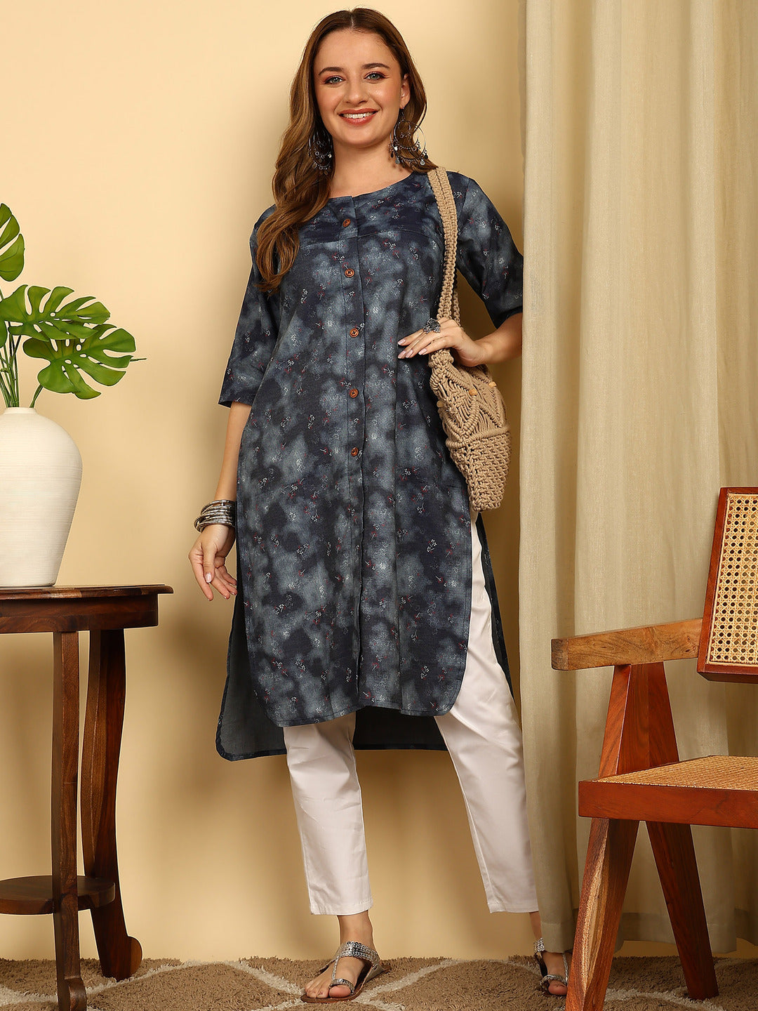Indigo Blue Solid Cotton Blend Basic Straight Kurta