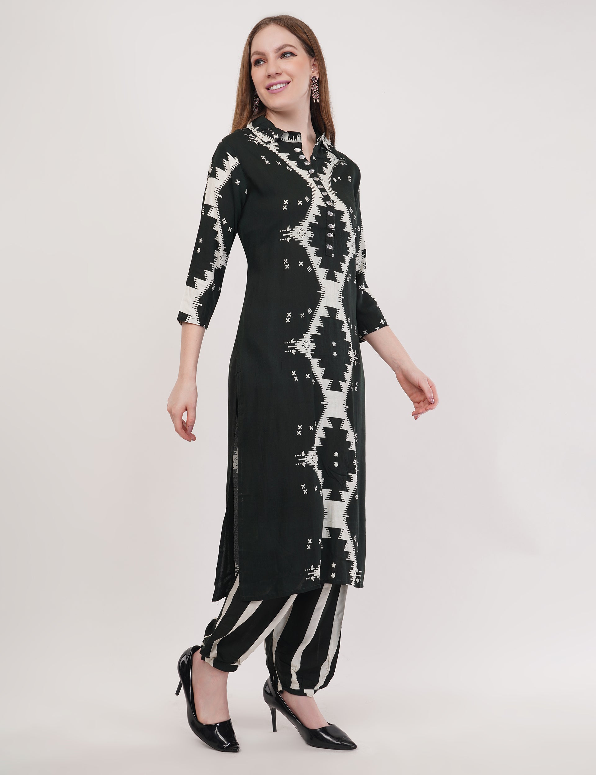 Abstract Print Ethnic Black Co-Ord Set With Embroidered Neck Placket - Set Of 2