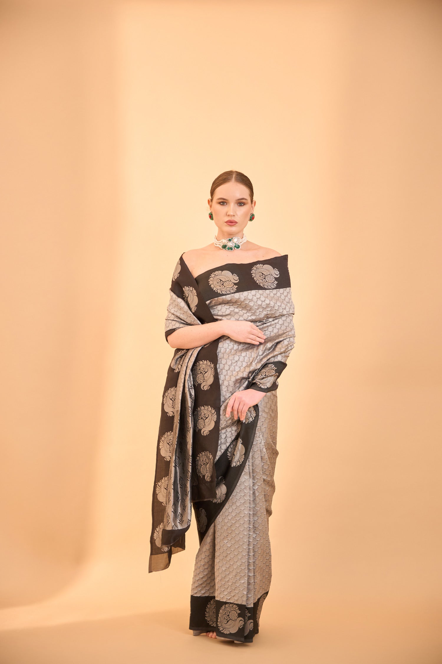 Light Grey Banarasi Silk Saree with Contrasting Black Border & Motifs