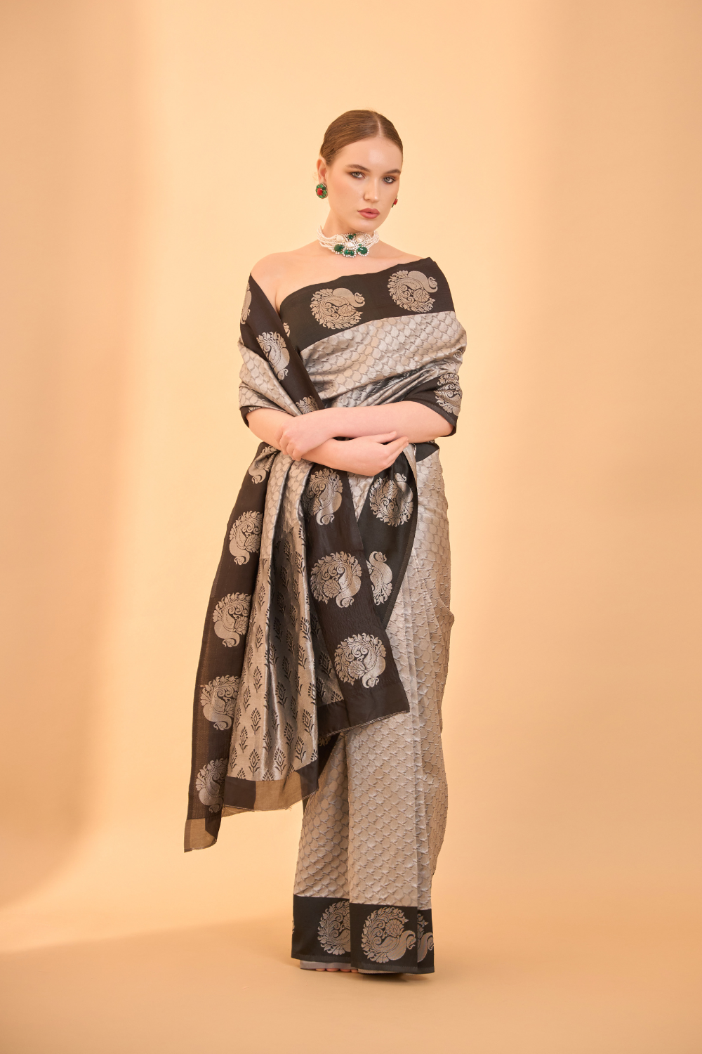 Light Grey Banarasi Silk Saree with Contrasting Black Border & Motifs