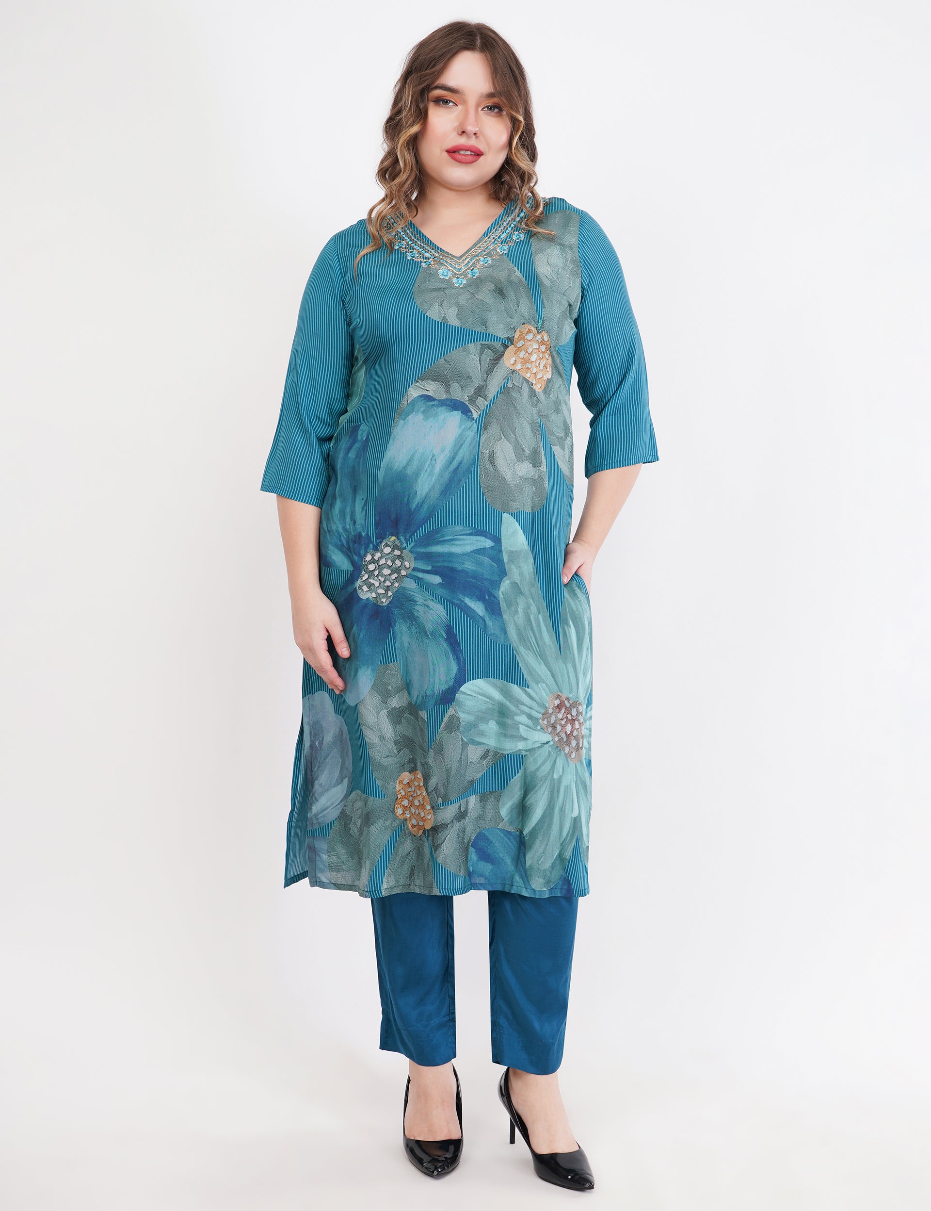 Muslin Organza Dupatta With Digital Printed Teal Blue Suit - Set Of 3