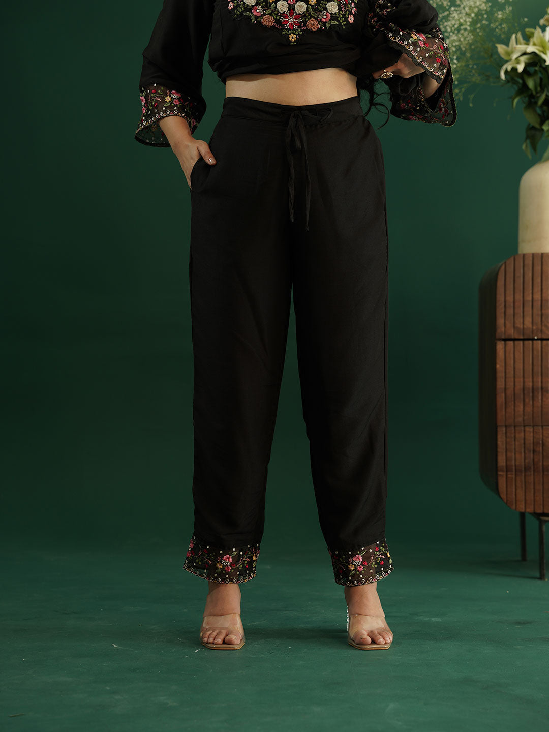 dhartii Fashionable Black Trending Thread-Embroidered Suit Set with Floral Printed Dupatta and Pants (3 Piece Set)