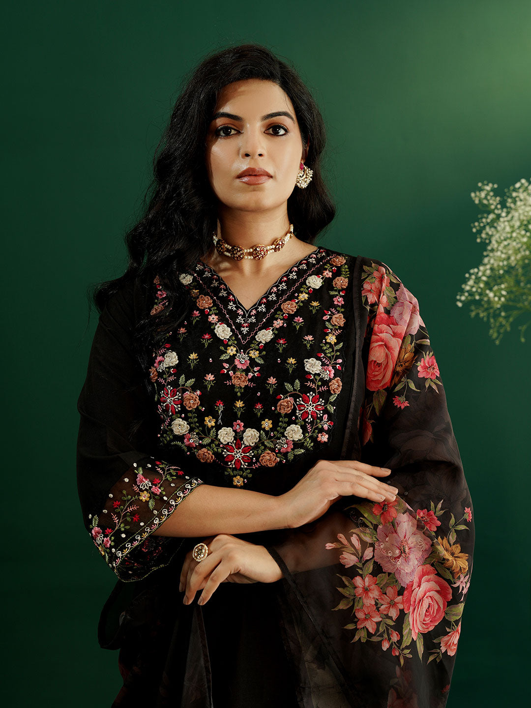 dhartii Fashionable Black Trending Thread-Embroidered Suit Set with Floral Printed Dupatta and Pants (3 Piece Set)