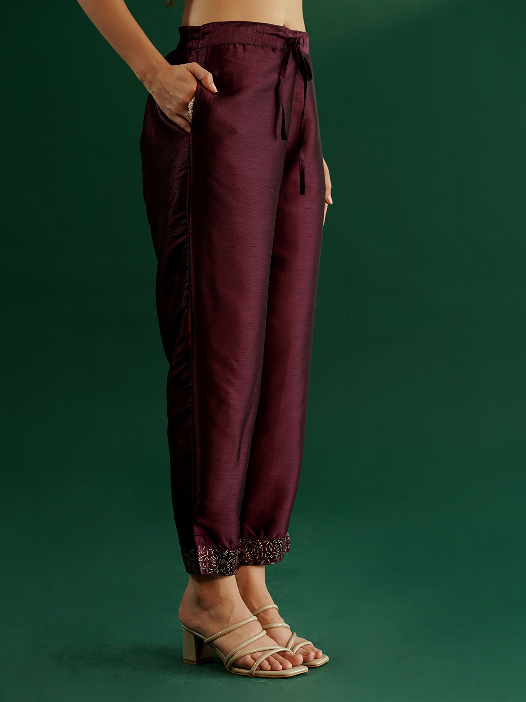 dhartii Elevated Fashionable Purple Embroidered Suit Set with Printed Oraganza Dupatta and Pants (3 Piece Set)