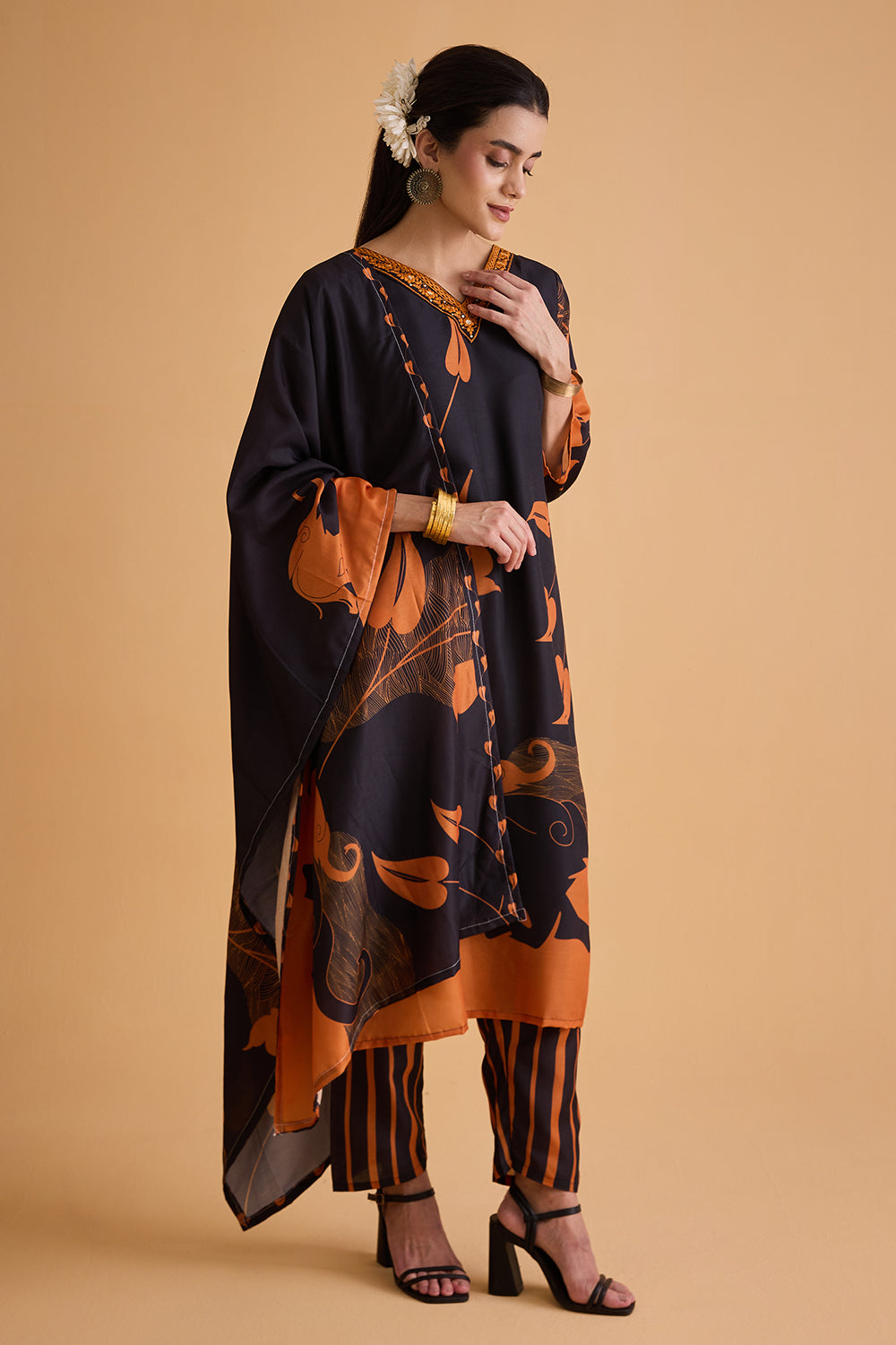 dhartii   Black Abstract Crepe Kurta set