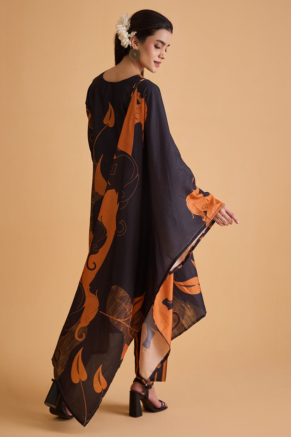 dhartii   Black Abstract Crepe Kurta set