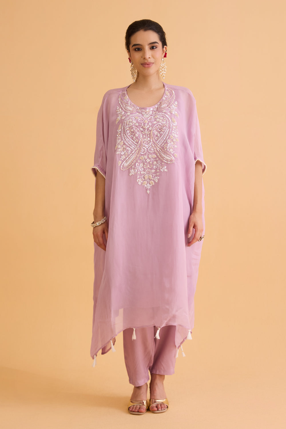 dhartii  Soft lavender Embroidered Crepe Kaftan Set